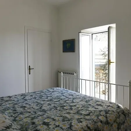 Family House With Amazing View بيت للعطل ألاسيو
