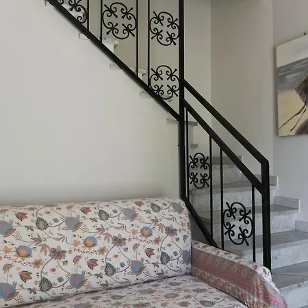 Family House With Amazing View بيت للعطل *