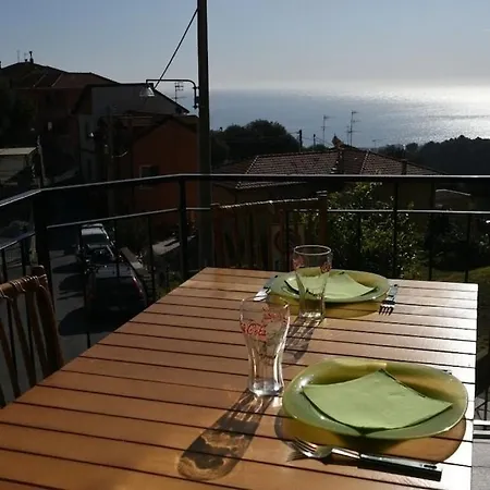 Family House With Amazing View Σπίτι διακοπών *
